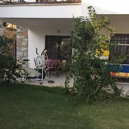 Apartment Garden Flat *