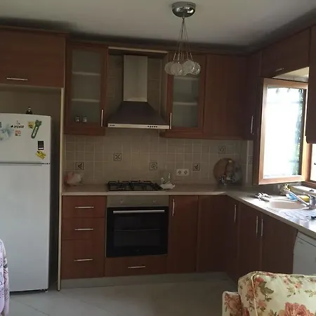 Apartment Garden Flat Konacik