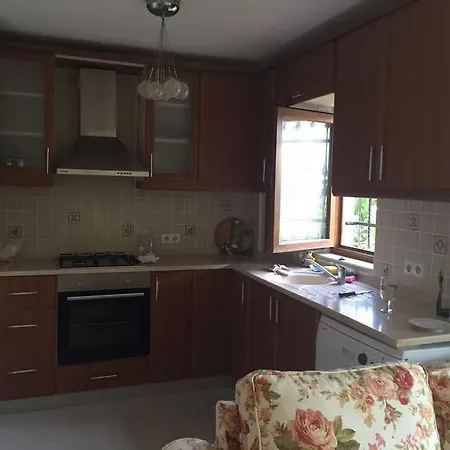 Garden Flat Apartment